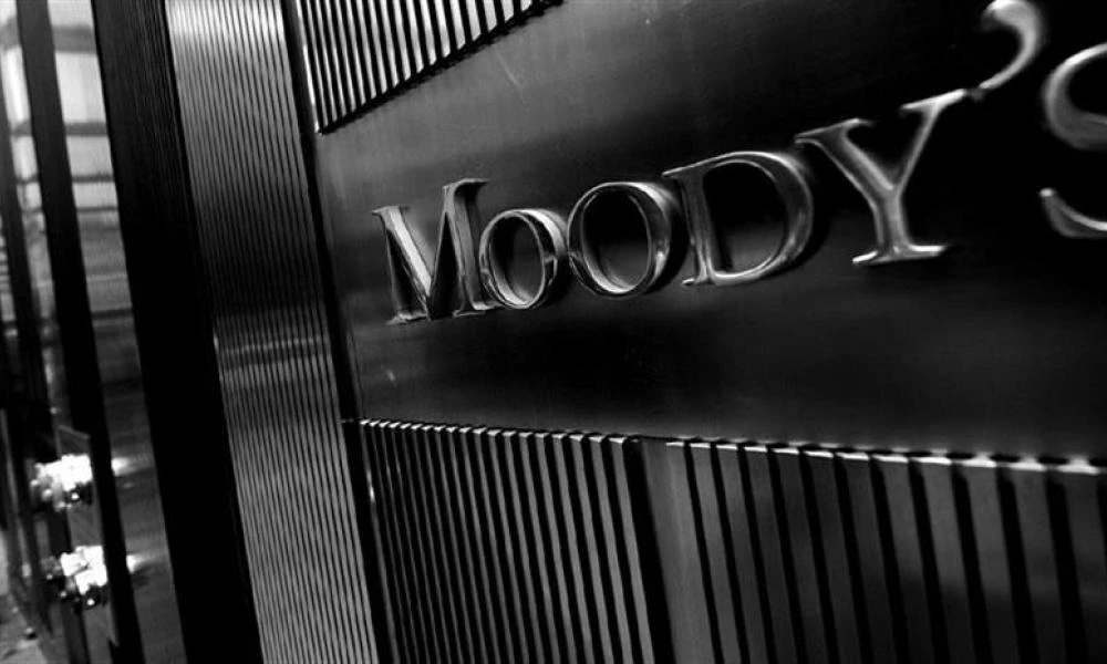 Moody’s: Γιατί αναβάθμισε τις προοπτικές της Ελλάδας αλλά όχι το αξιόχρεο - Πότε παίρνουν τη σκυτάλη οι υπόλοιποι οίκοι